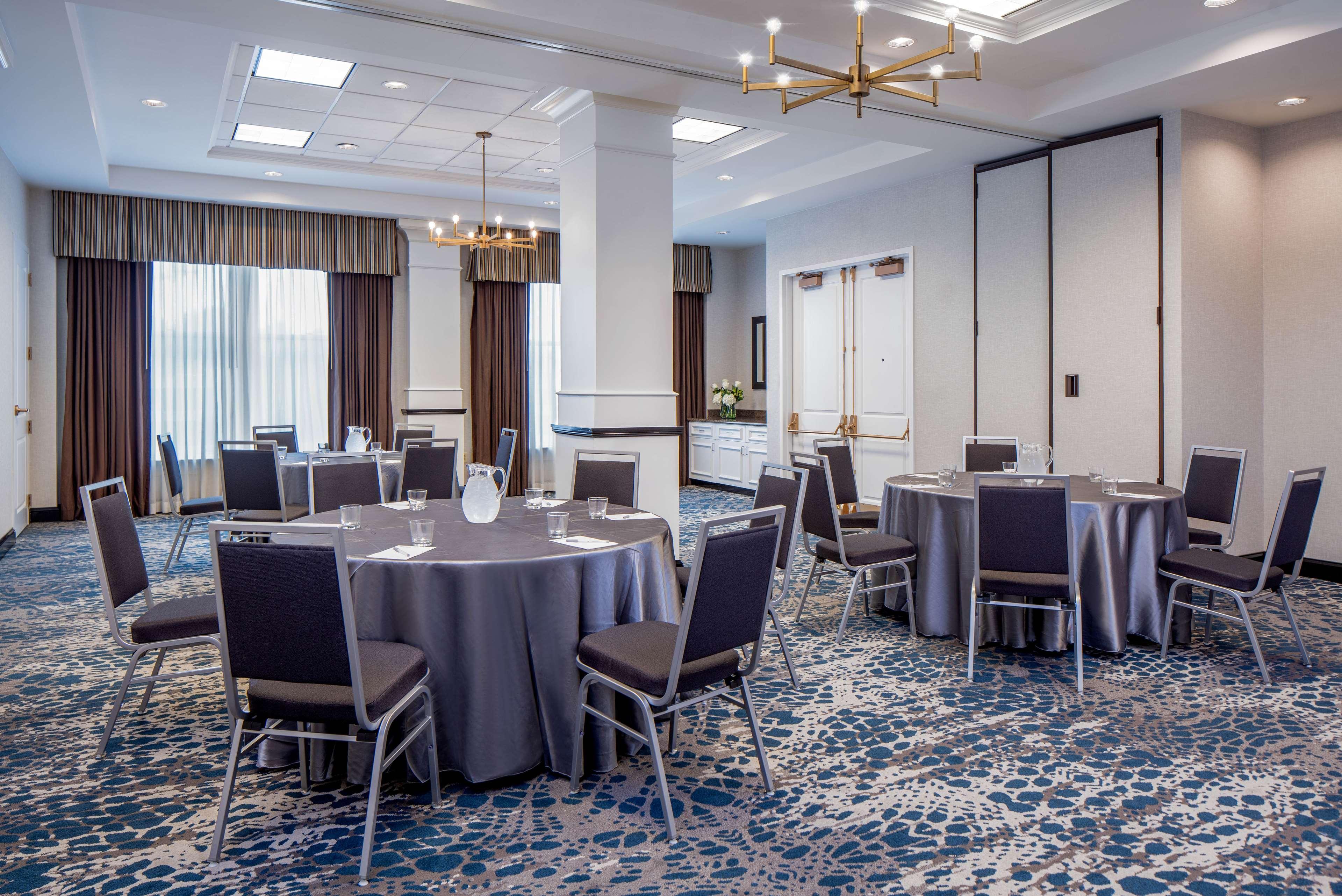Hilton Garden Inn Jackson Downtown Eksteriør bilde
